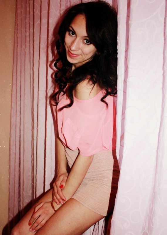 Елена, 22 года, 2 размер груди